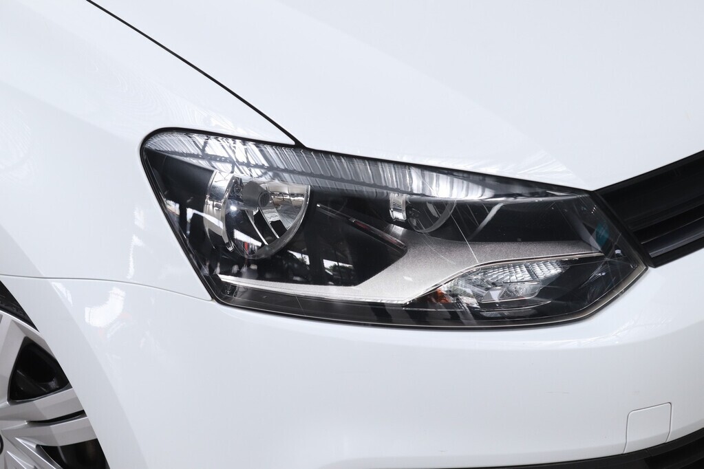 VOLKSWAGEN POLO VIVO POLO VIVO 1.4 TRENDLINE (5DR) - 4