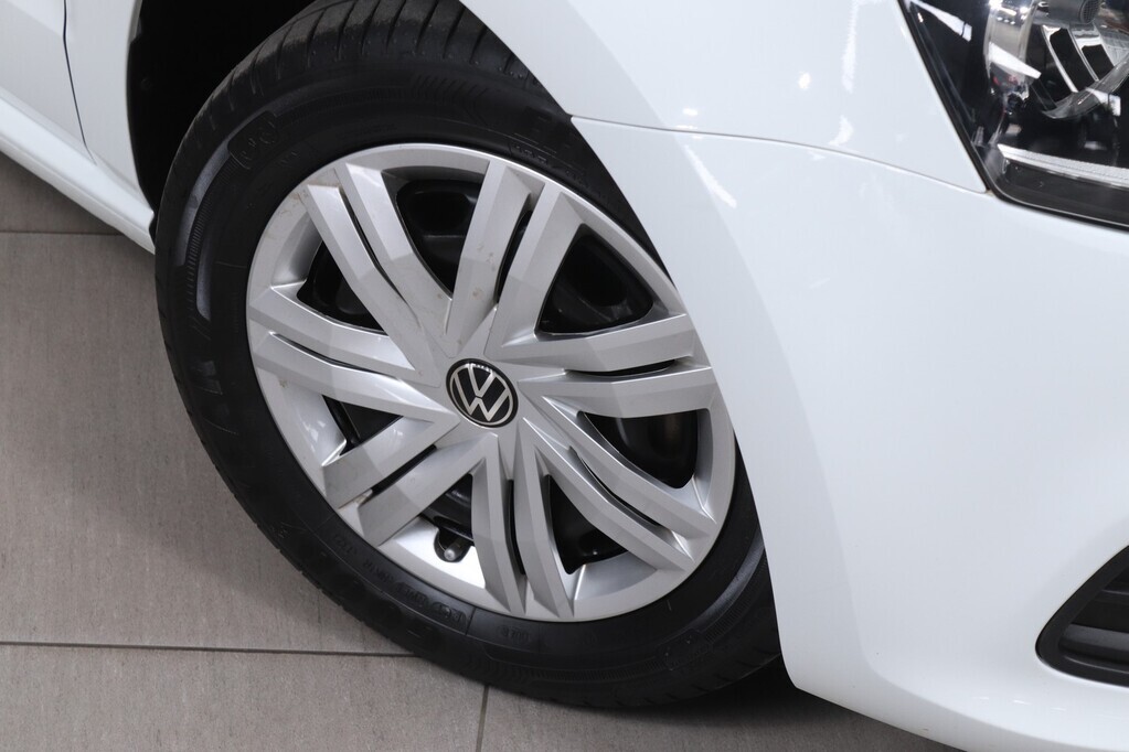 VOLKSWAGEN POLO VIVO POLO VIVO 1.4 TRENDLINE (5DR) - 6