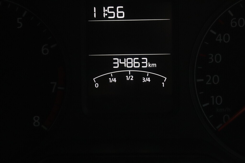 VOLKSWAGEN POLO VIVO POLO VIVO 1.4 TRENDLINE (5DR) - 9