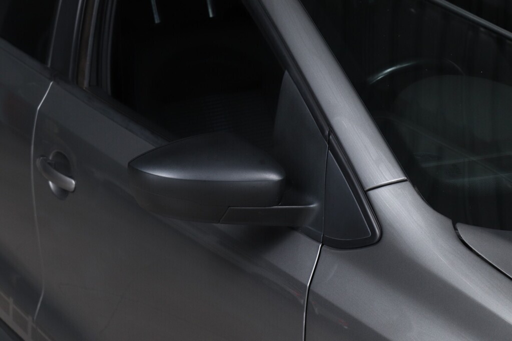 VOLKSWAGEN POLO VIVO POLO VIVO 1.0 TSI GT (5DR)