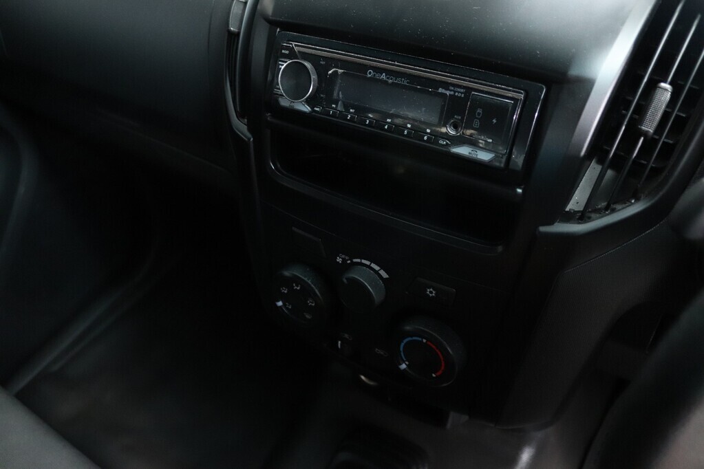 ISUZU D-MAX D-MAX 250 HO FLEETSIDE SAFETY S/C P/U