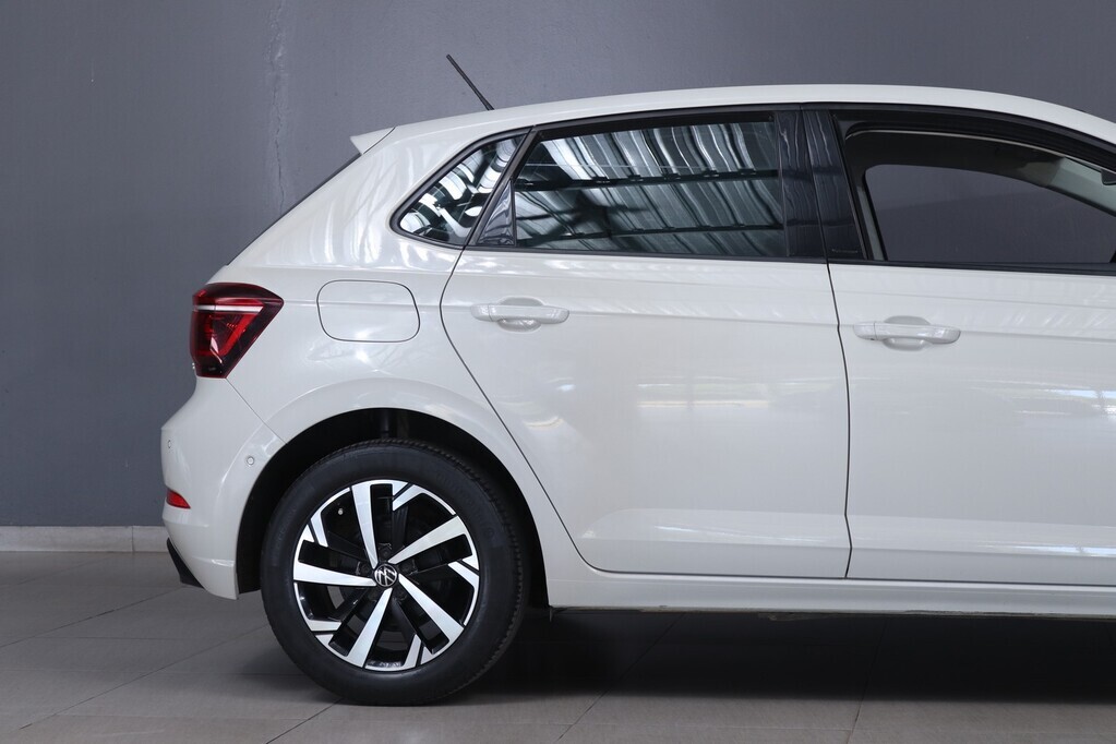 VOLKSWAGEN POLO POLO 1.0 TSI LIFE - 15