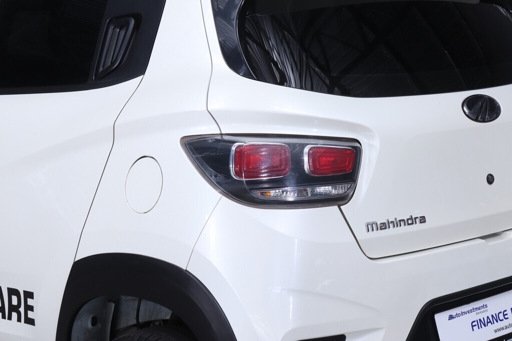 MAHINDRA KUV 100 KUV 100 1.2 K2+ #DARE