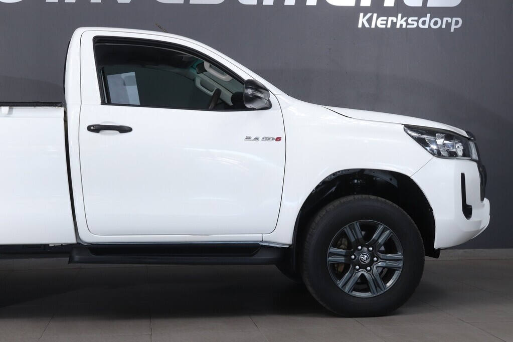 TOYOTA HILUX HILUX 2.4 GD-6 RB RAIDER A/T P/U S/C