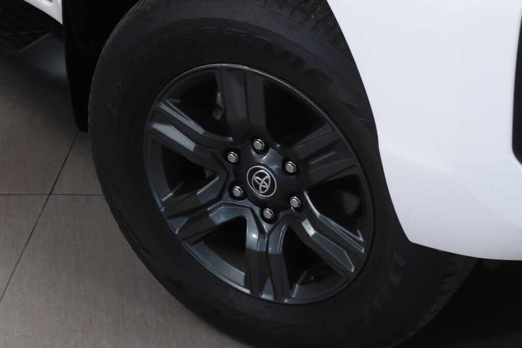 TOYOTA HILUX HILUX 2.4 GD-6 RB RAIDER A/T P/U S/C