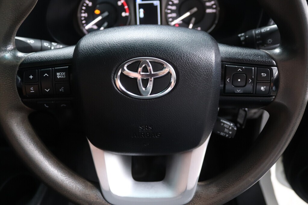 TOYOTA HILUX HILUX 2.4 GD-6 RB RAIDER A/T P/U S/C