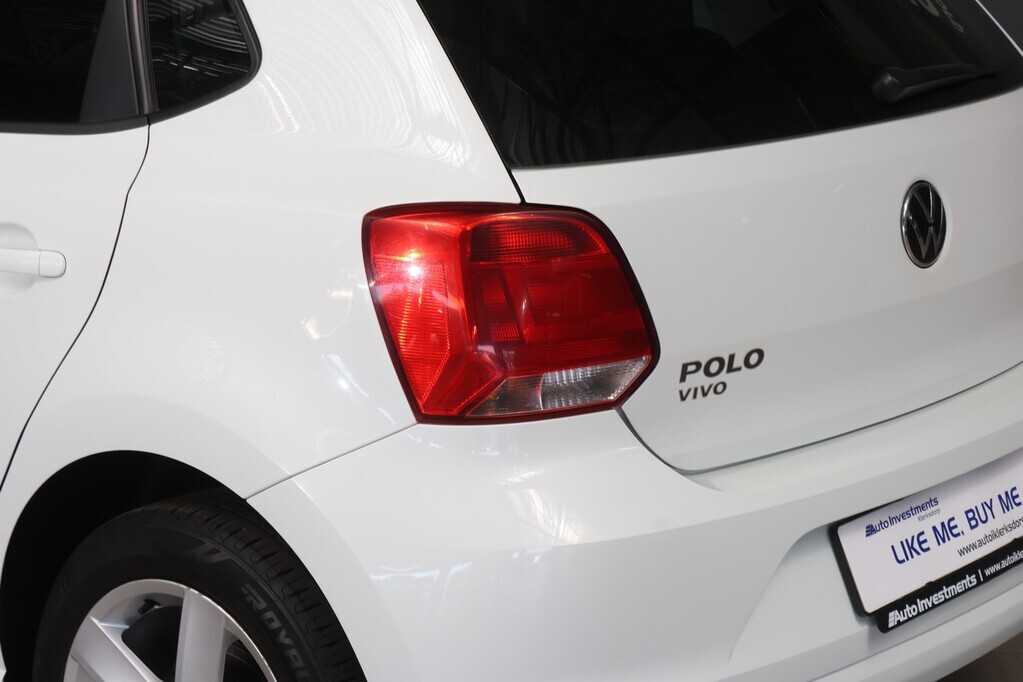 VOLKSWAGEN POLO VIVO POLO VIVO 1.4 COMFORTLINE (5DR) - 19