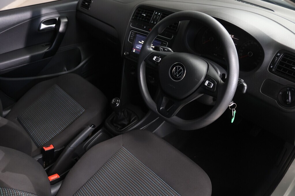 VOLKSWAGEN POLO VIVO POLO VIVO 1.4 COMFORTLINE (5DR) - 8