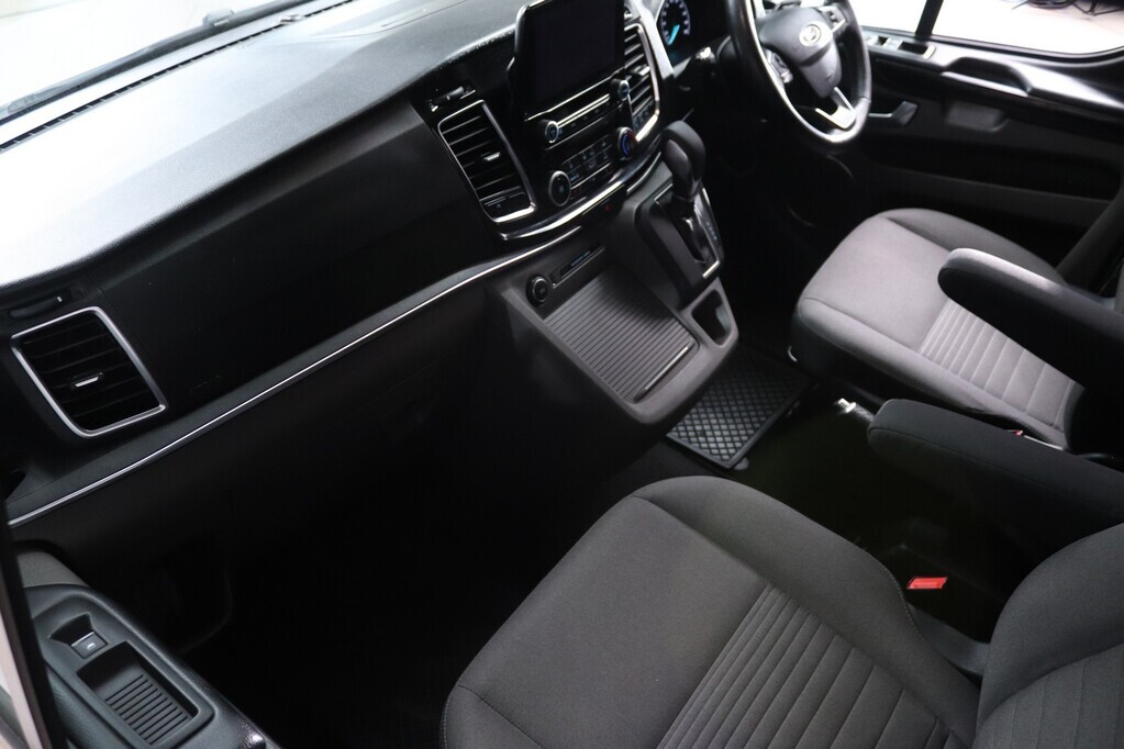 FORD TOURNEO TOURNEO CUSTOM LTD 2.0TDCI A/T (136KW)