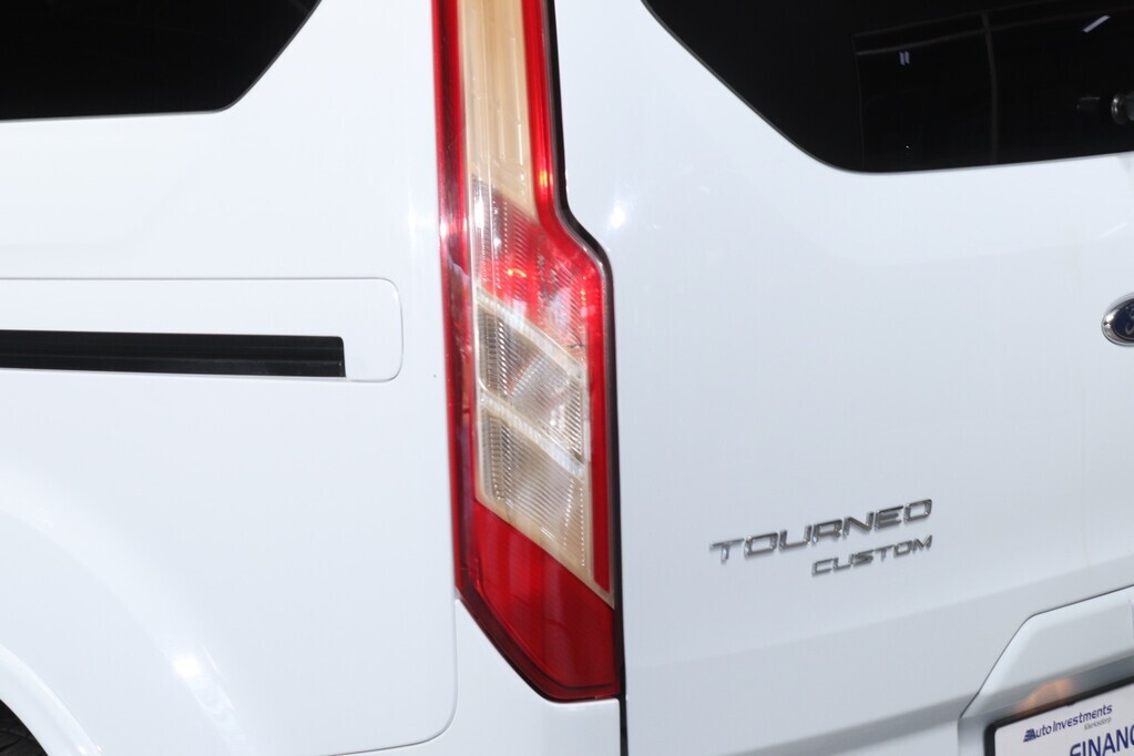 FORD TOURNEO TOURNEO CUSTOM LTD 2.0TDCI A/T (136KW)