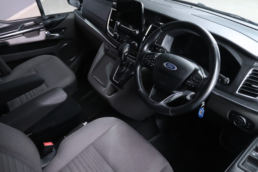 FORD TOURNEO TOURNEO CUSTOM LTD 2.0TDCI A/T (136KW)