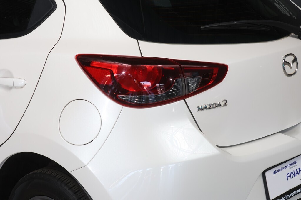 MAZDA MAZDA 2 MAZDA2 1.5 DYNAMIC 5Dr - 19