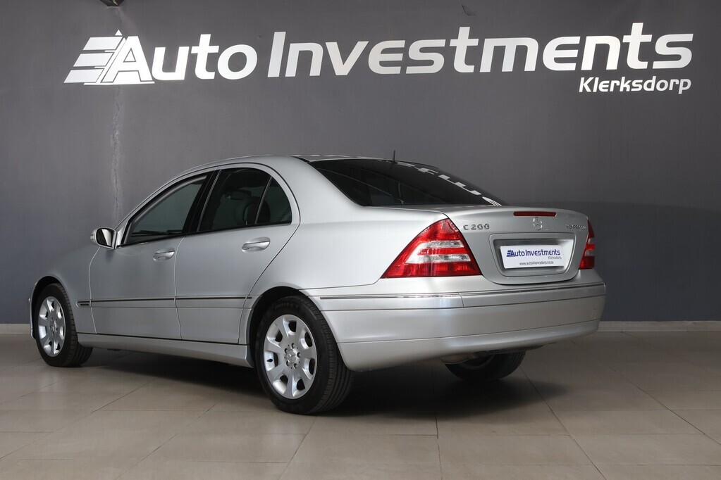 MERCEDES-BENZ C CLASS SEDAN C200K ELEGANCE - 18