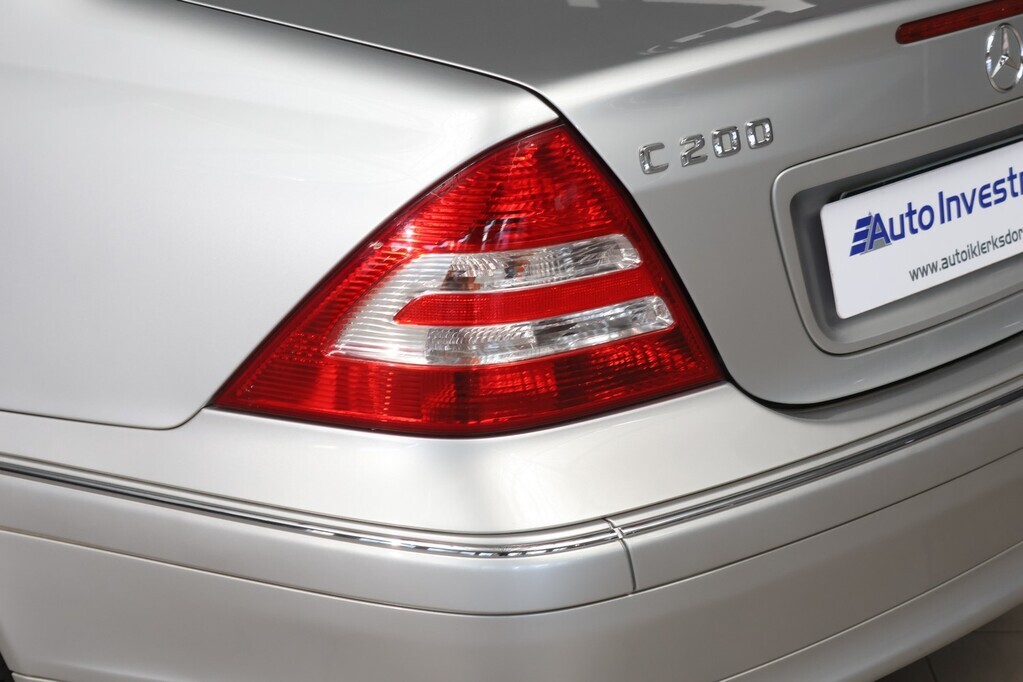 MERCEDES-BENZ C CLASS SEDAN C200K ELEGANCE - 19