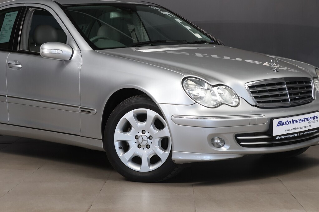 MERCEDES-BENZ C CLASS SEDAN C200K ELEGANCE - 3
