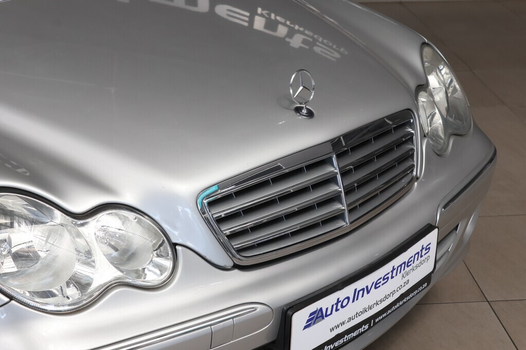 MERCEDES-BENZ C CLASS SEDAN C200K ELEGANCE - 5