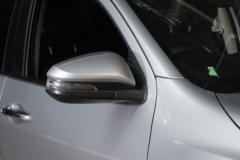 TOYOTA FORTUNER FORTUNER 2.4GD-6 R/B - 7