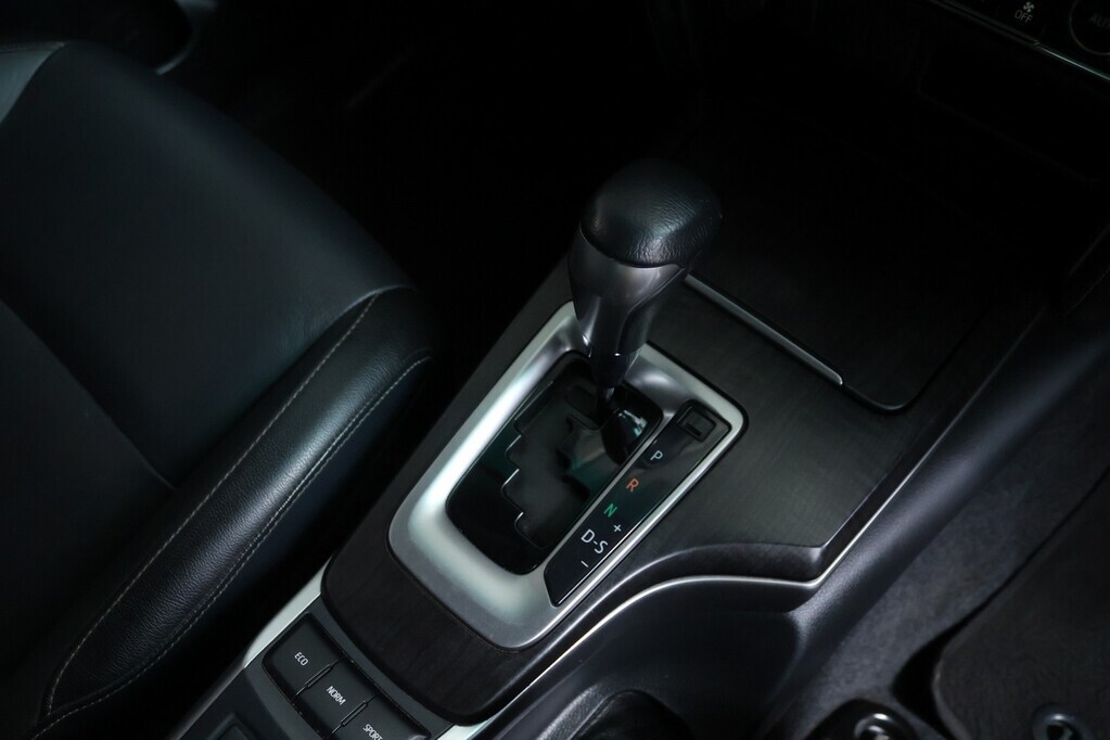 TOYOTA FORTUNER FORTUNER 2.8GD-6 R/B A/T - 11