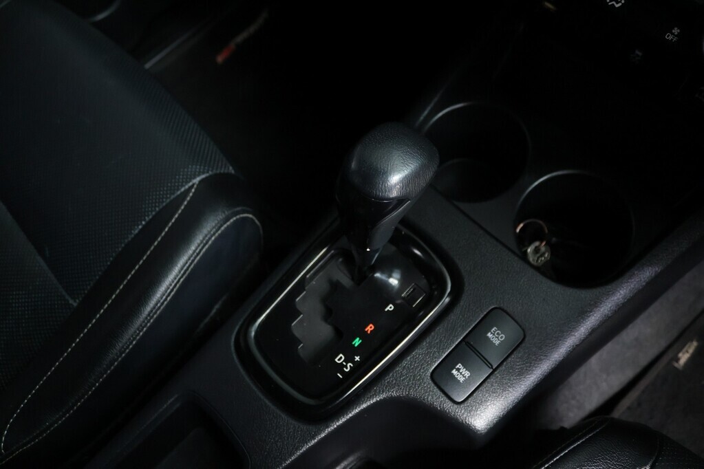 TOYOTA HILUX HILUX 2.8 GD-6 RB LEGEND A/T P/U D/C - 11