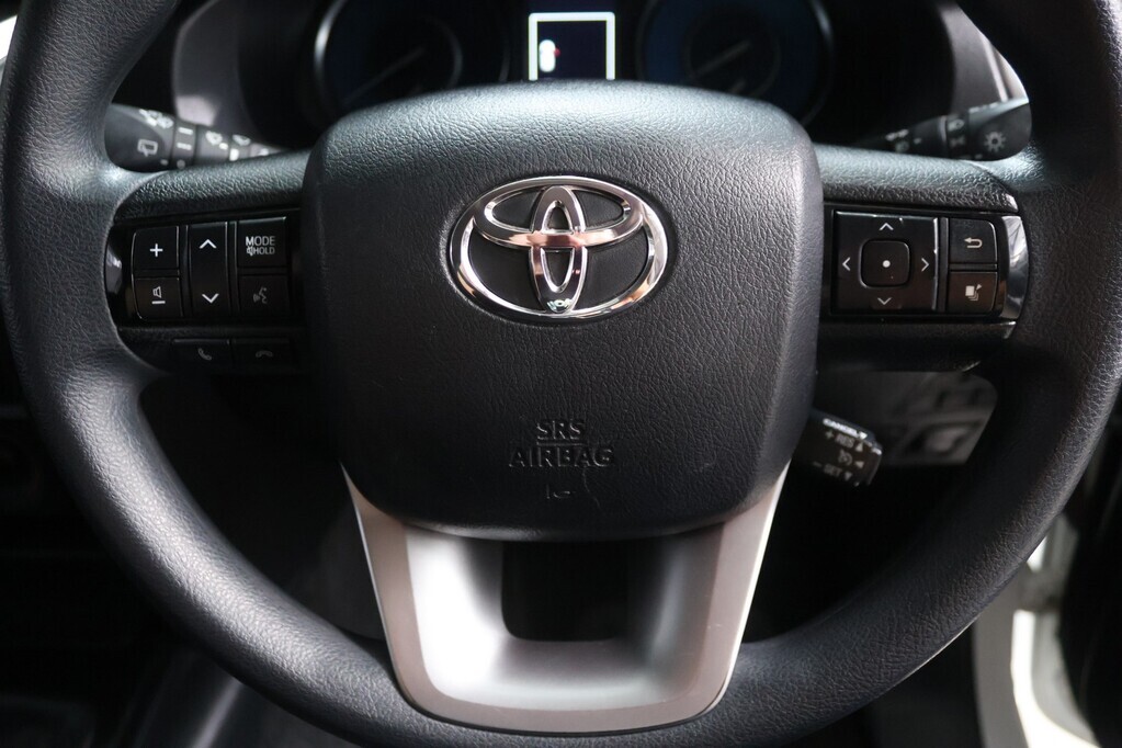 TOYOTA FORTUNER FORTUNER 2.4GD-6 R/B