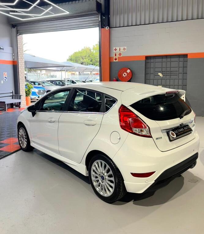 Thumbnail Image Thumbnail Image