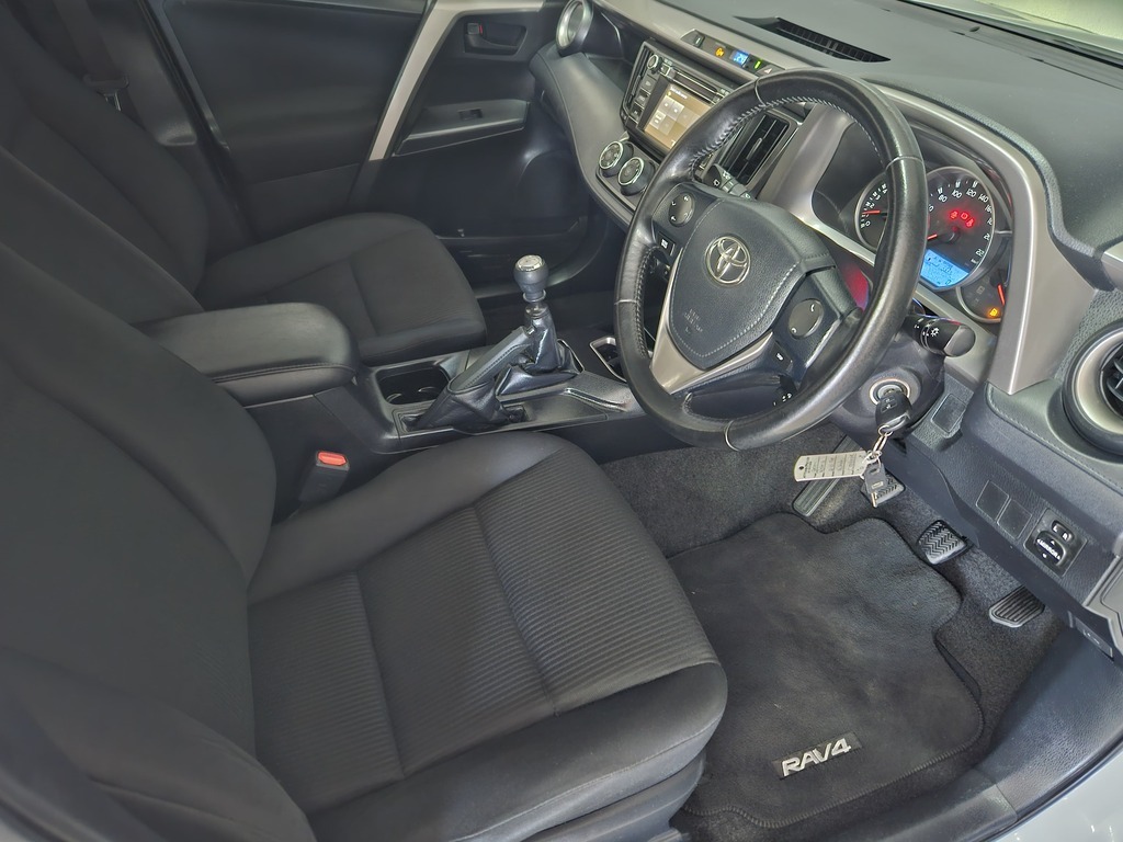 TOYOTA RAV 4 RAV4 2.0 GX