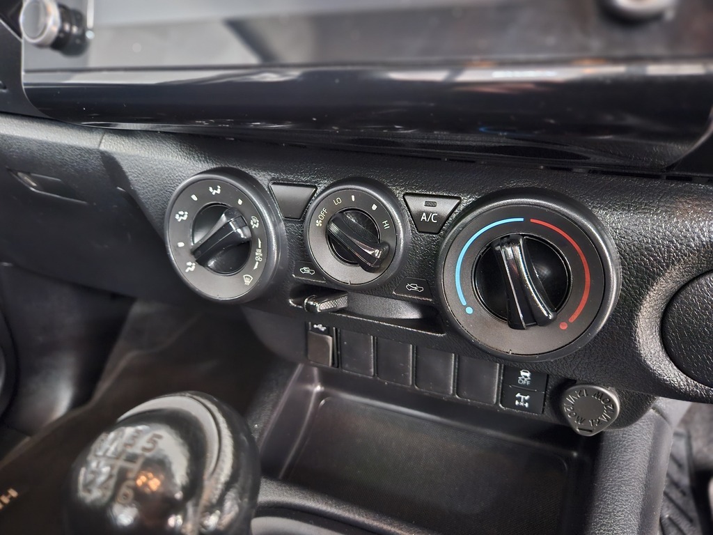TOYOTA HILUX HILUX 2.4 GD-6 RB RAIDER P/U S/C