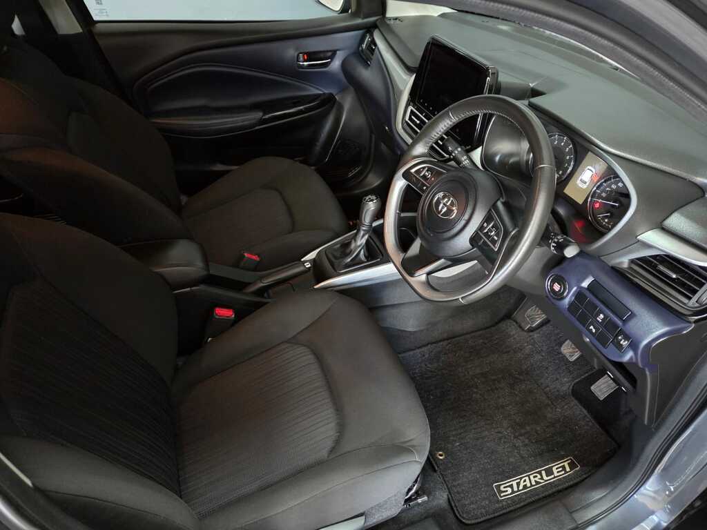 TOYOTA STARLET STARLET 1.5 XR - 8