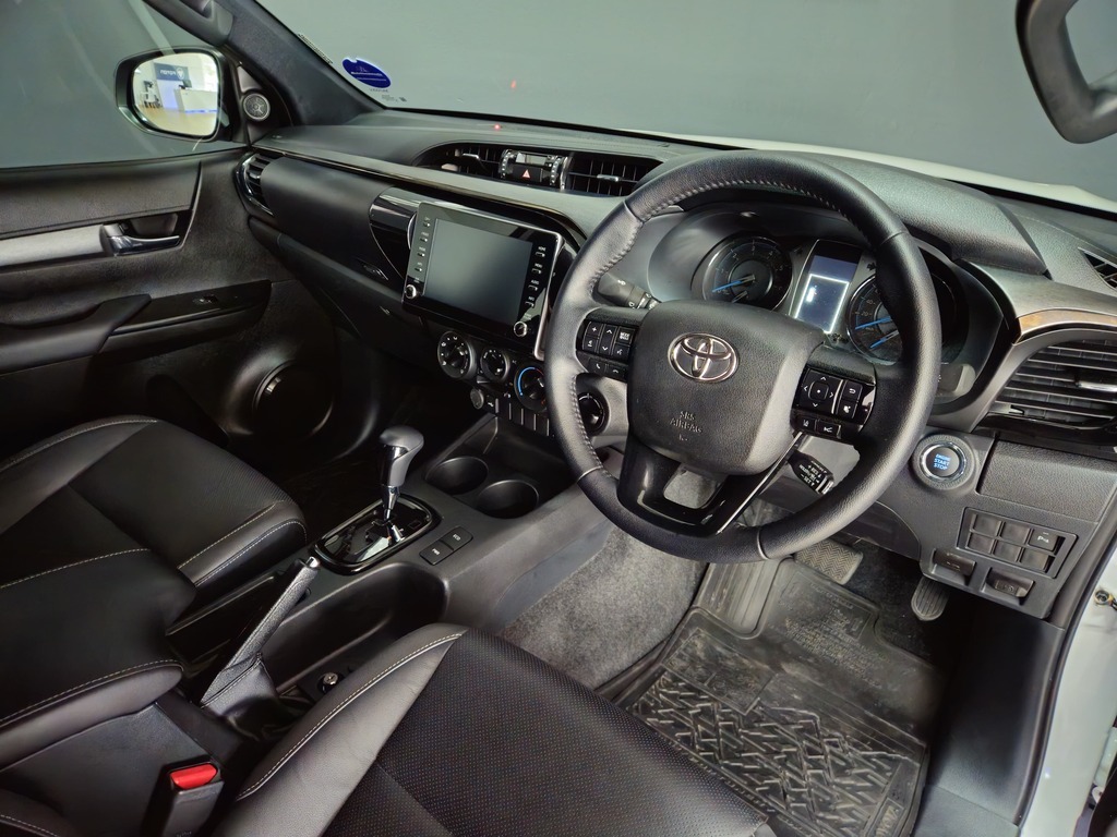 TOYOTA HILUX HILUX 2.8 GD-6 RB LEGEND 4X4 A/T P/U E/CAB