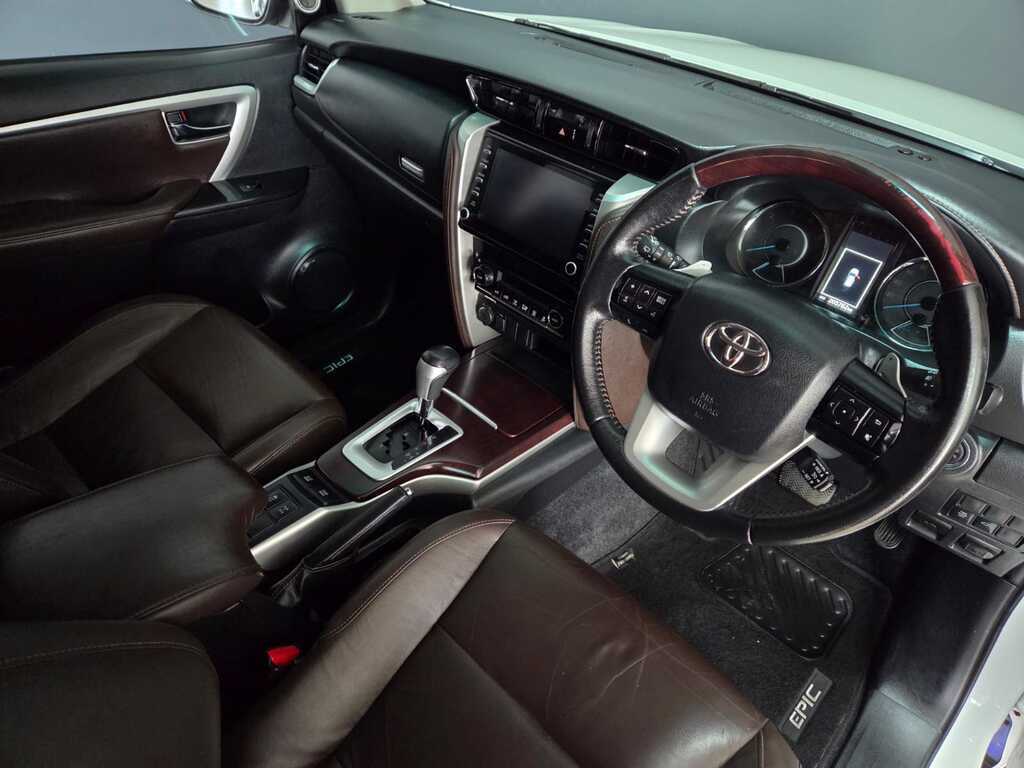 TOYOTA FORTUNER FORTUNER 2.8GD-6 EPIC A/T - 6