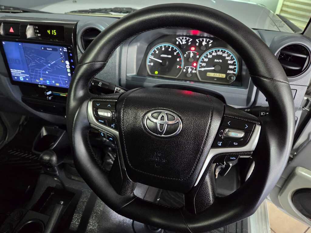 TOYOTA LAND CRUISER PICK UP LAND CRUISER 79 4.0P P/U S/C - 15