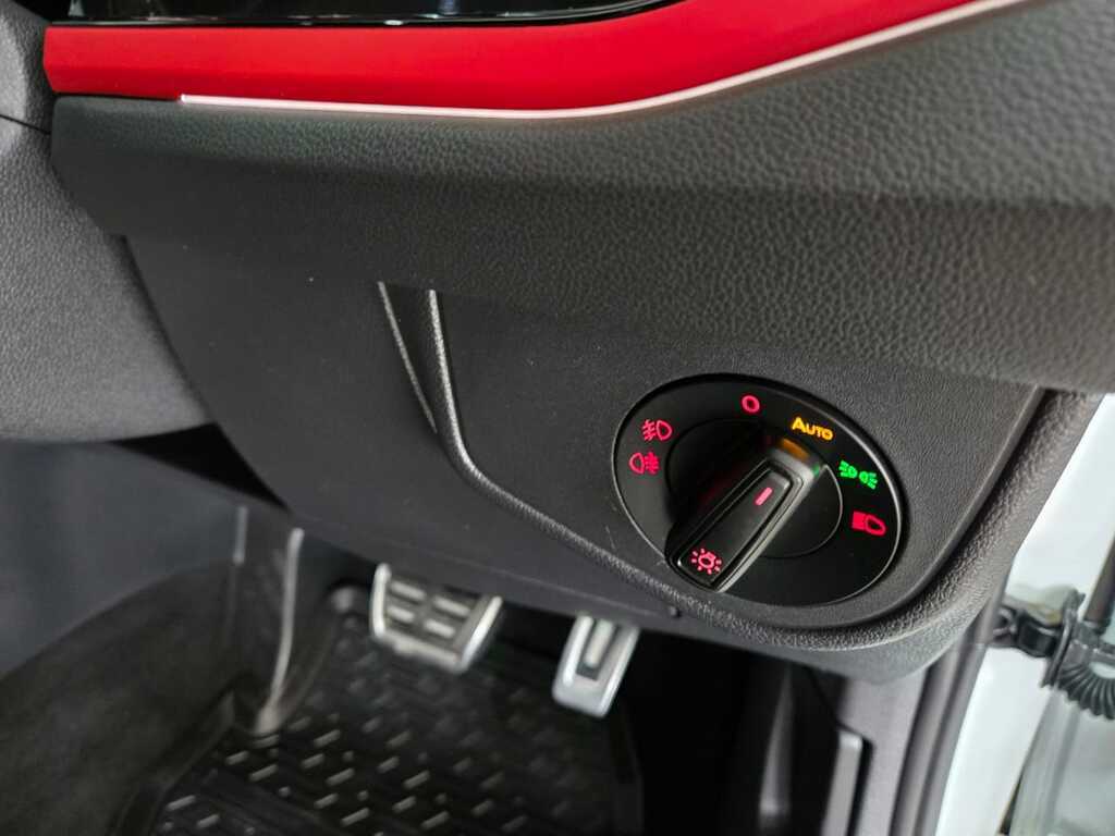 VOLKSWAGEN POLO POLO 2.0 GTI DSG (147KW)