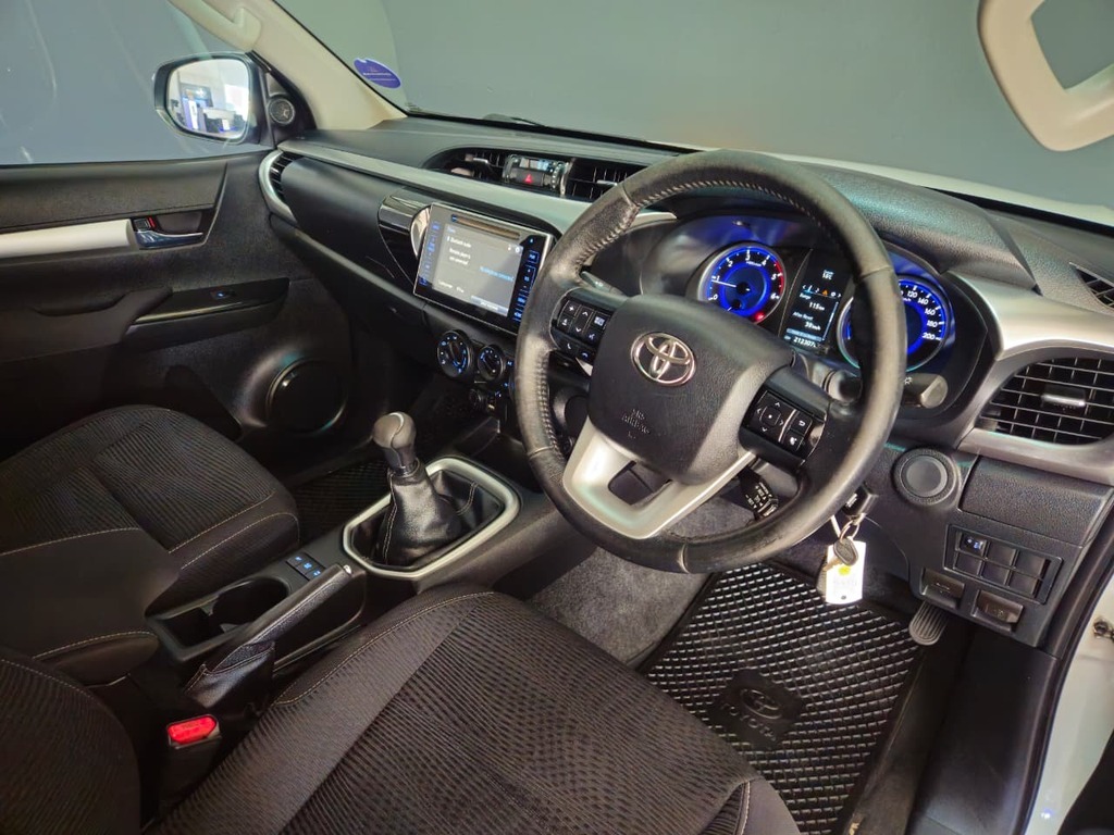 TOYOTA HILUX HILUX 2.8 GD-6 RB RAIDER P/U E/CAB