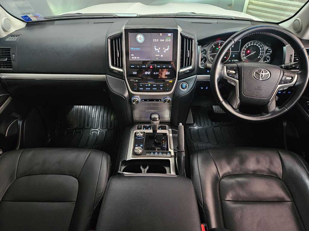 TOYOTA LAND CRUISER LAND CRUISER 200 V8 4.5D VX-R A/T