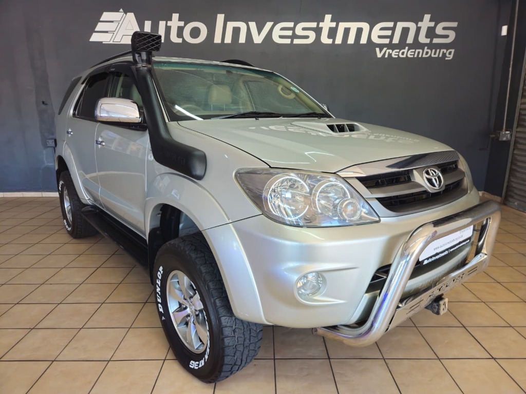 TOYOTA FORTUNER FORTUNER 3.0D-4D 4X4 - 1