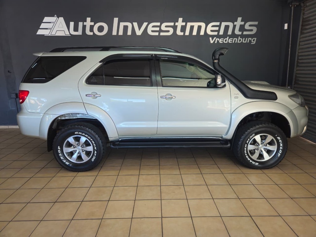 TOYOTA FORTUNER FORTUNER 3.0D-4D 4X4 - 2