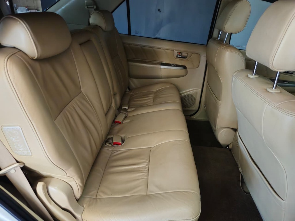 TOYOTA FORTUNER FORTUNER 3.0D-4D 4X4 - 9
