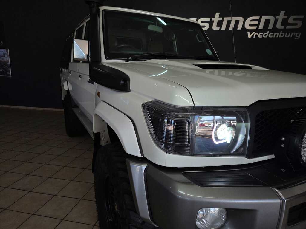 TOYOTA LAND CRUISER PICK UP LAND CRUISER 79 4.5D P/U D/C