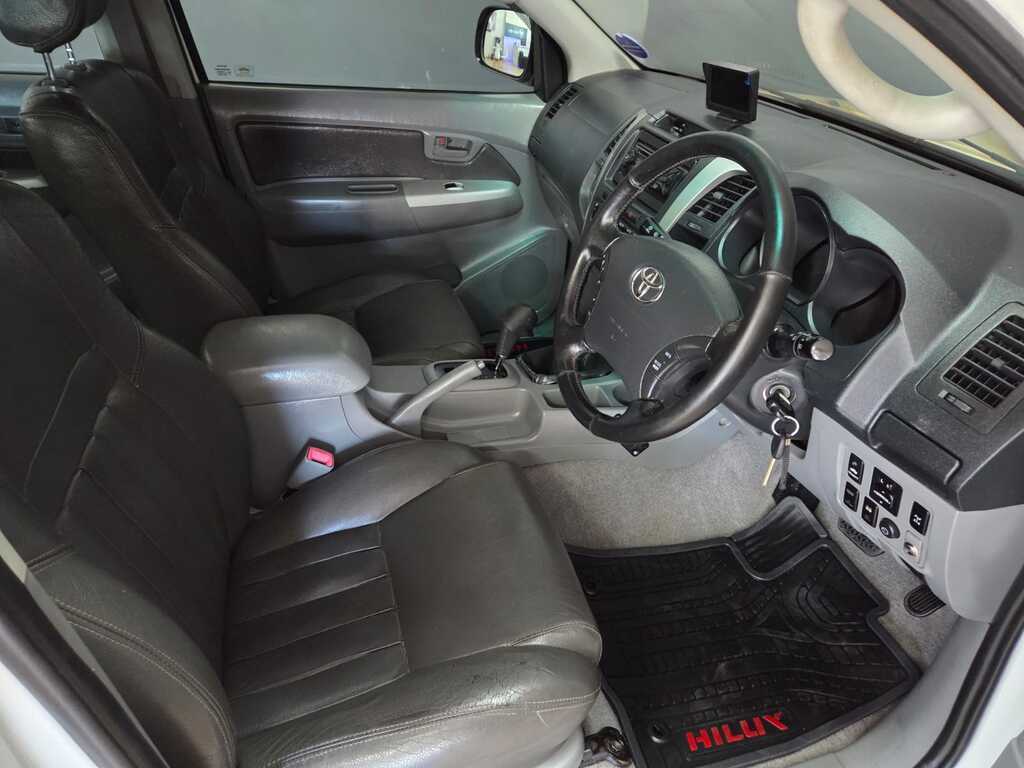 TOYOTA HILUX HILUX 4.0 V6 RAIDER 4X4 A/T P/U D/C - 9