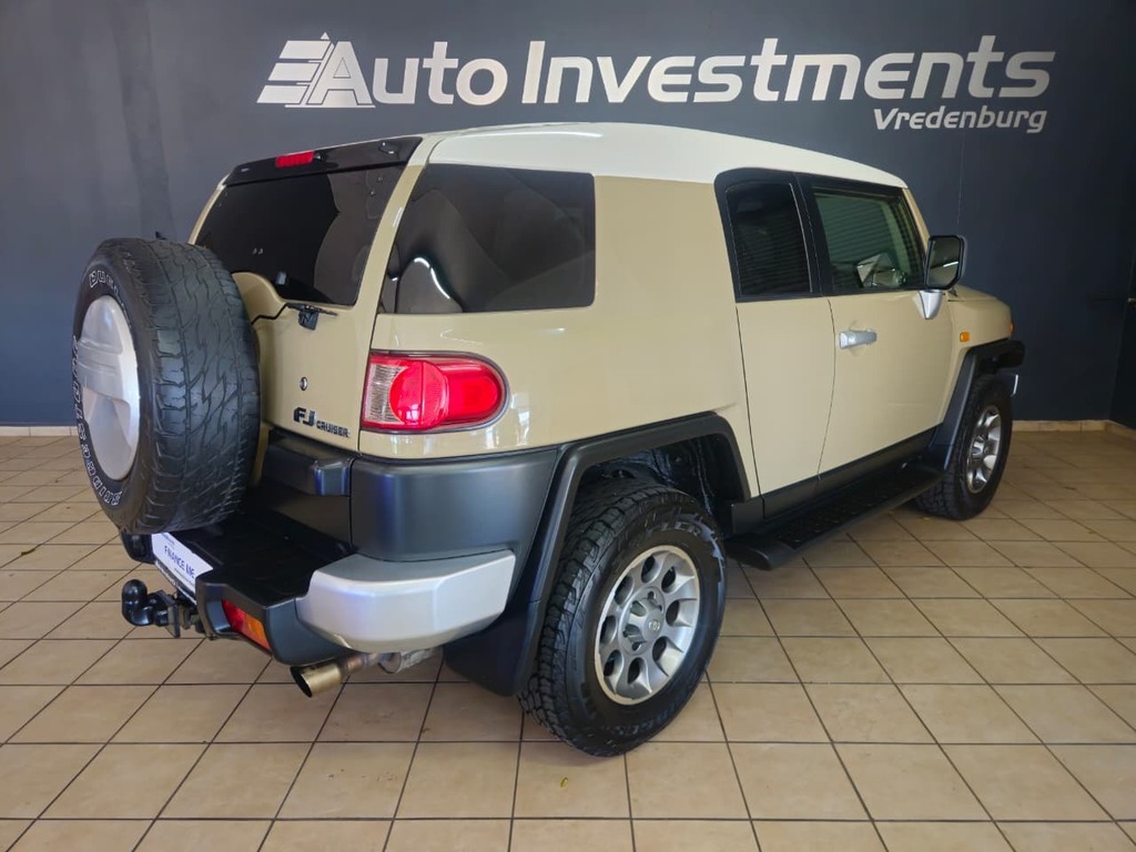 TOYOTA LANDCRUISER L/CRUISER FJ 4.0 V6 CRUISER - 3