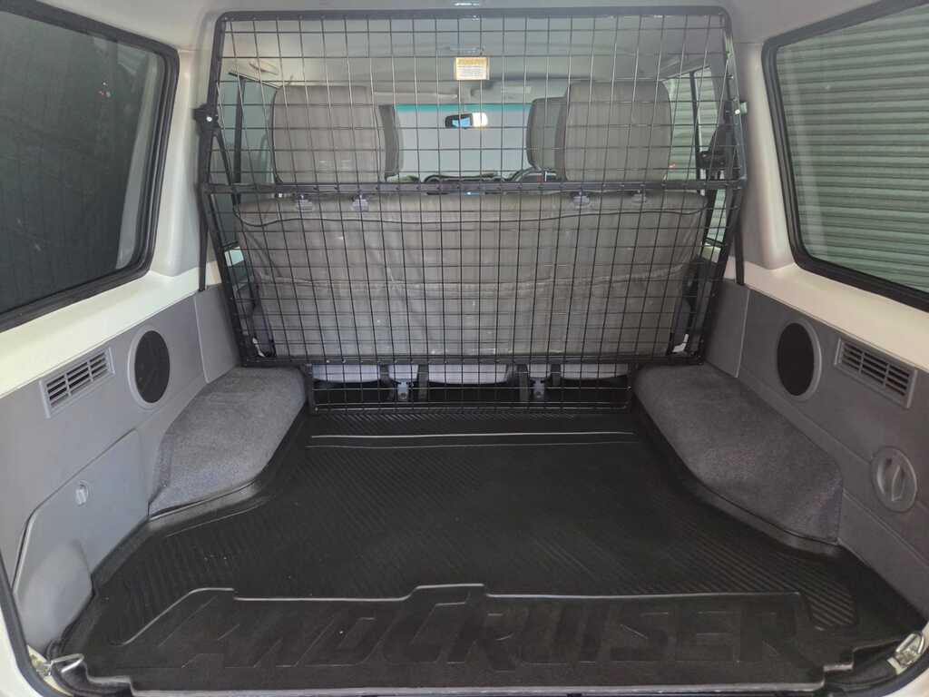 TOYOTA LANDCRUISER 70 SERIE LANDCRUISER 76 4.5D V8 S/W - 10