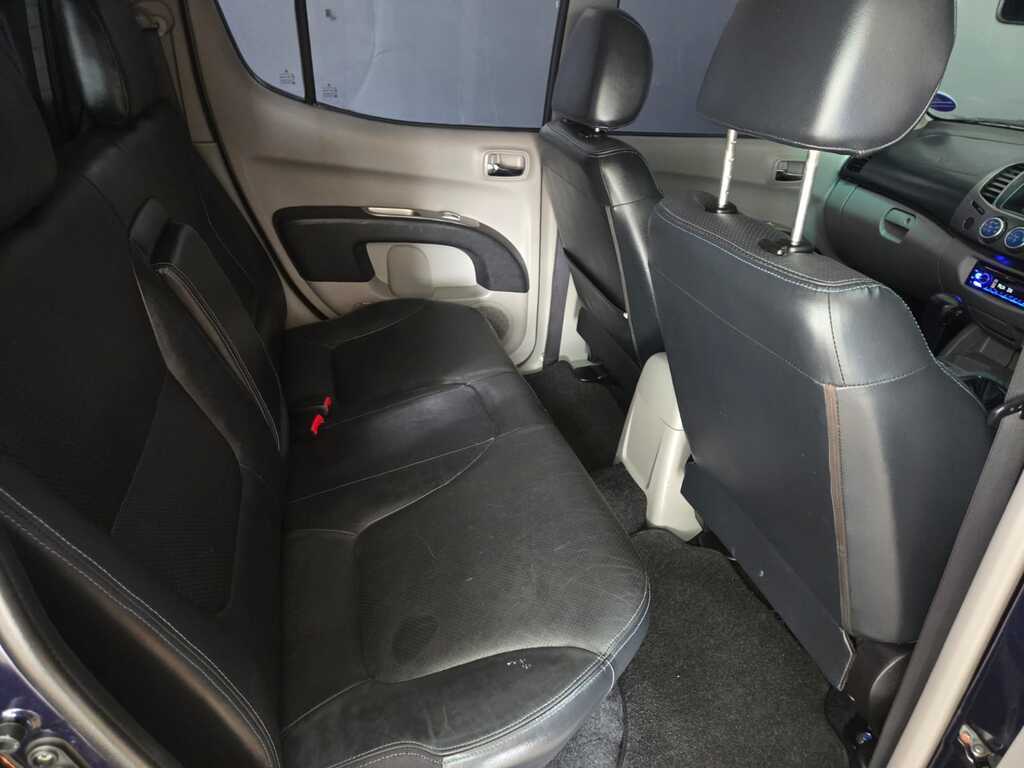 MITSUBISHI TRITON TRITON 3.2 DI-D 4X4 A/T P/U D/C - 11