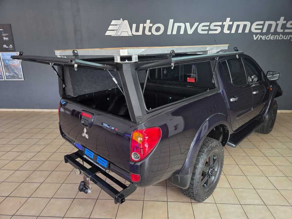 MITSUBISHI TRITON TRITON 3.2 DI-D 4X4 A/T P/U D/C - 4