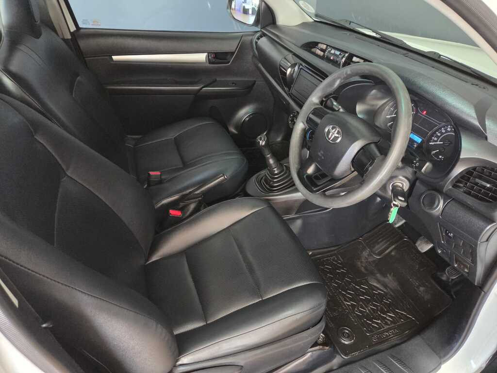 TOYOTA HILUX HILUX 2.4 GD A/C P/U S/C - 7