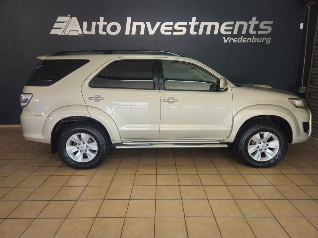 TOYOTA FORTUNER FORTUNER 3.0D-4D HERITAGE 4X4 A/T - 2