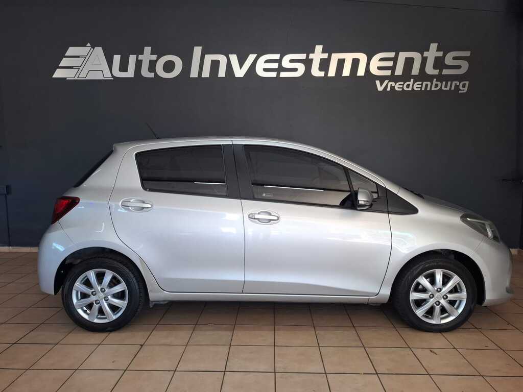 TOYOTA YARIS YARIS 1.0 XS 5Dr - 2