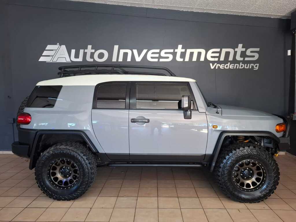 TOYOTA LAND CRUISER 70 L/CRUISER FJ 4.0 V6 CRUISER - 2