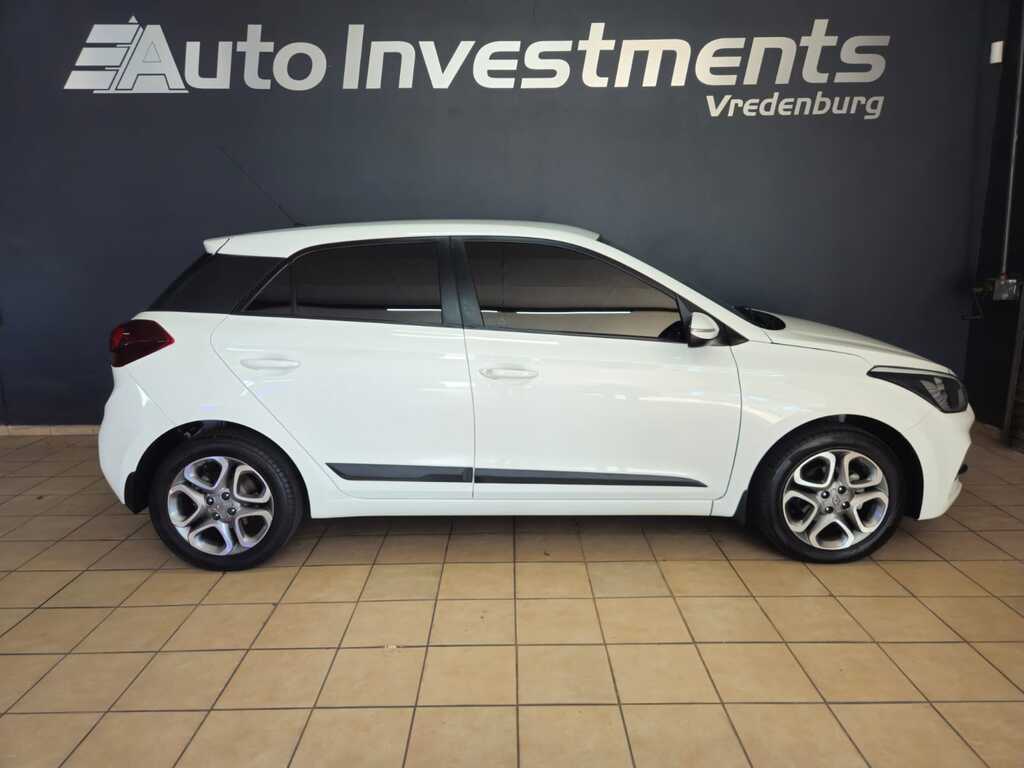 HYUNDAI I20 i20 1.4 FLUID A/T - 2