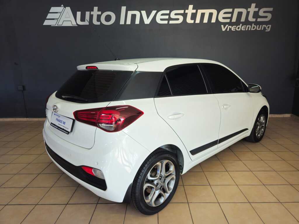 HYUNDAI I20 i20 1.4 FLUID A/T - 3