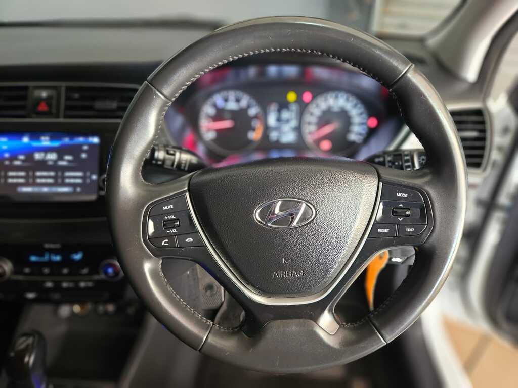 HYUNDAI I20 i20 1.4 FLUID A/T - 5